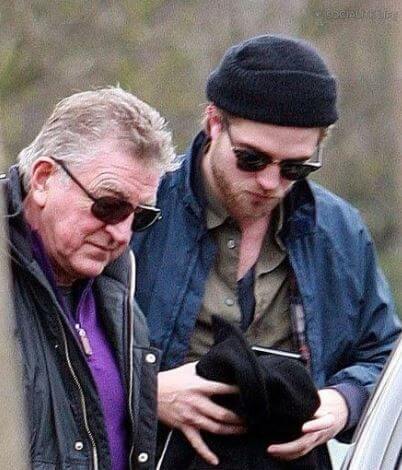 Richard Pattinson with his son, Robert Pattinson.